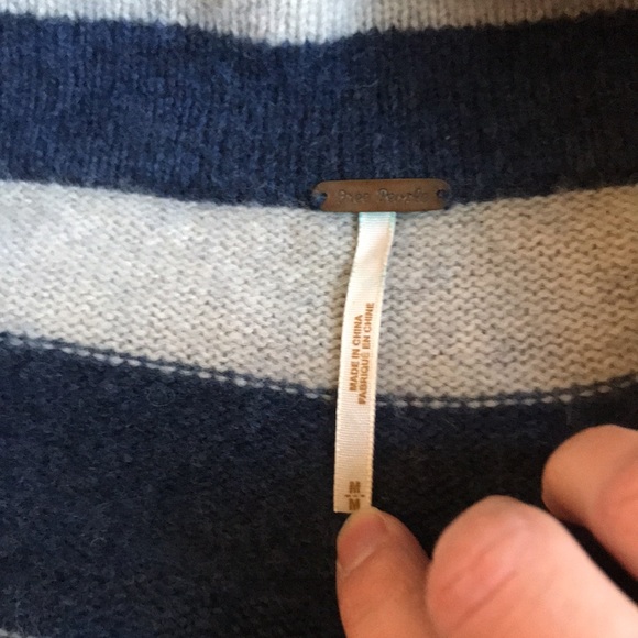 FREE PEOPLE Navy & gray collar fringe cardigan sweater medium - Picture 4 of 6